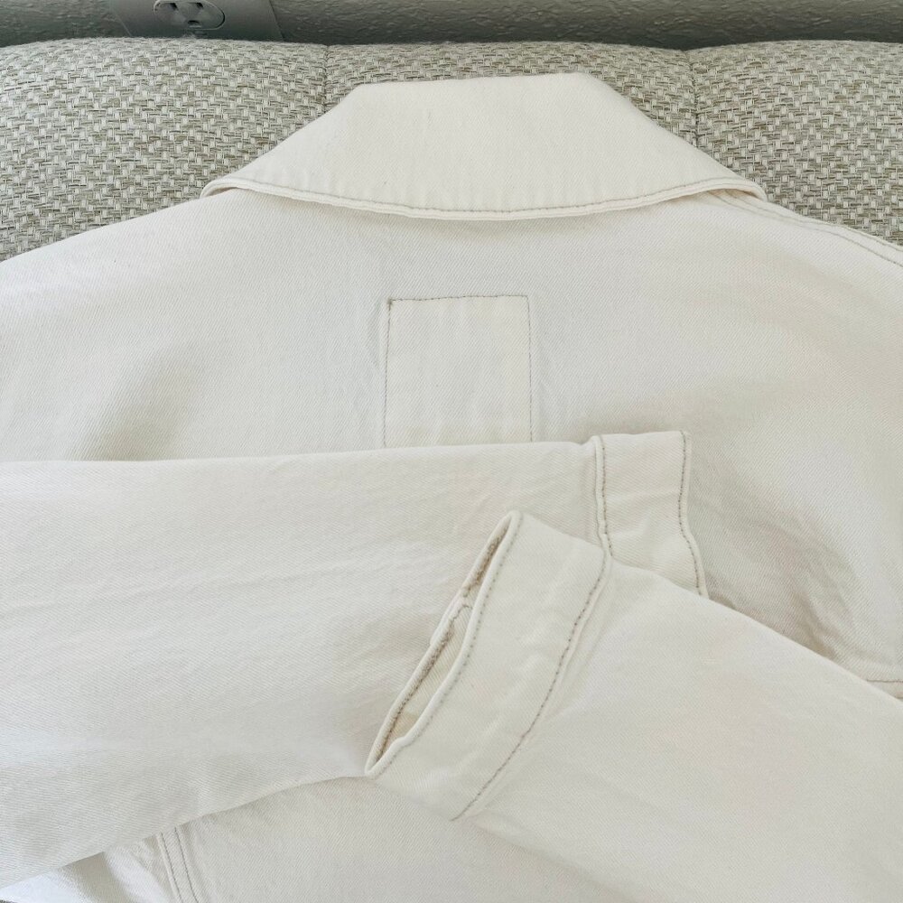Abercrombie & Fitch NEW! Cropped Denim Jean Jacket In Cream/Bleached Wash XS - Picture 13 of 15